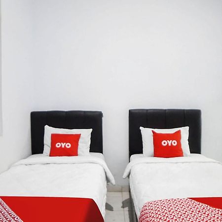 Super Oyo 91627 Wika Wiki Homestay Μεντάν Εξωτερικό φωτογραφία